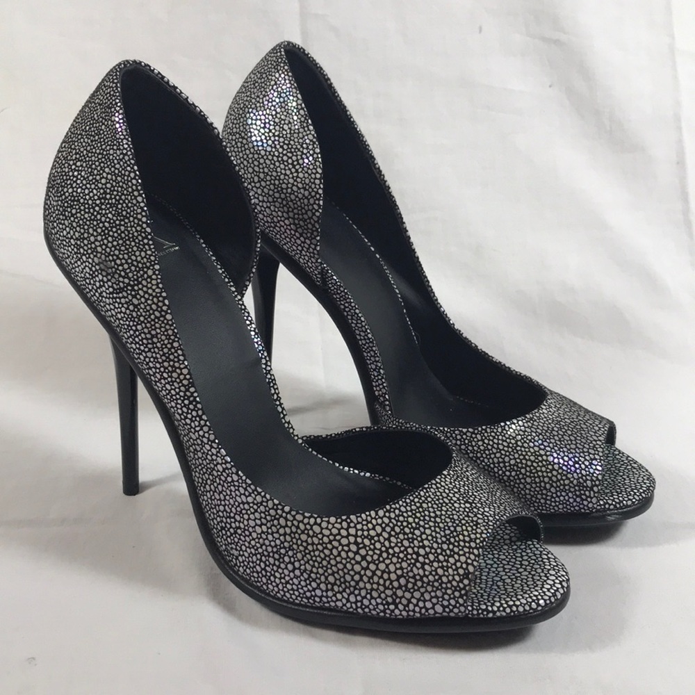 GX by Gwen Stefani Oath Heels Silver Iridescent sz. 10 NWOB